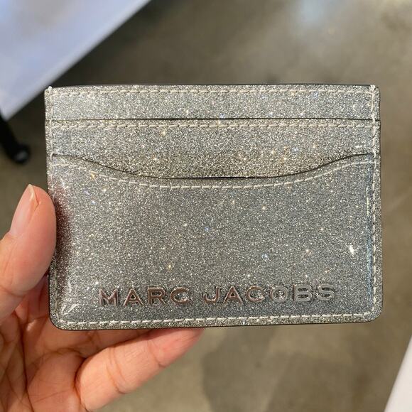 Marc Jacobs 4R4SMP024S02 Card Case Silver Glitter - Picture 1 of 4
